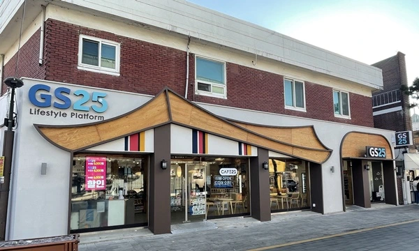 151892_94396_4152.jpg?type=w966