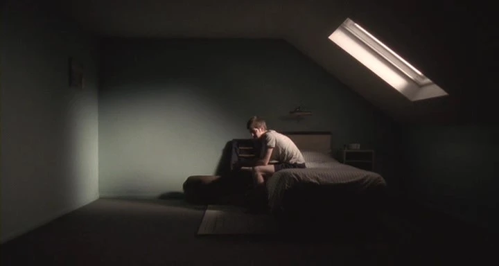 movie_image.jpg?type=m886_590_2