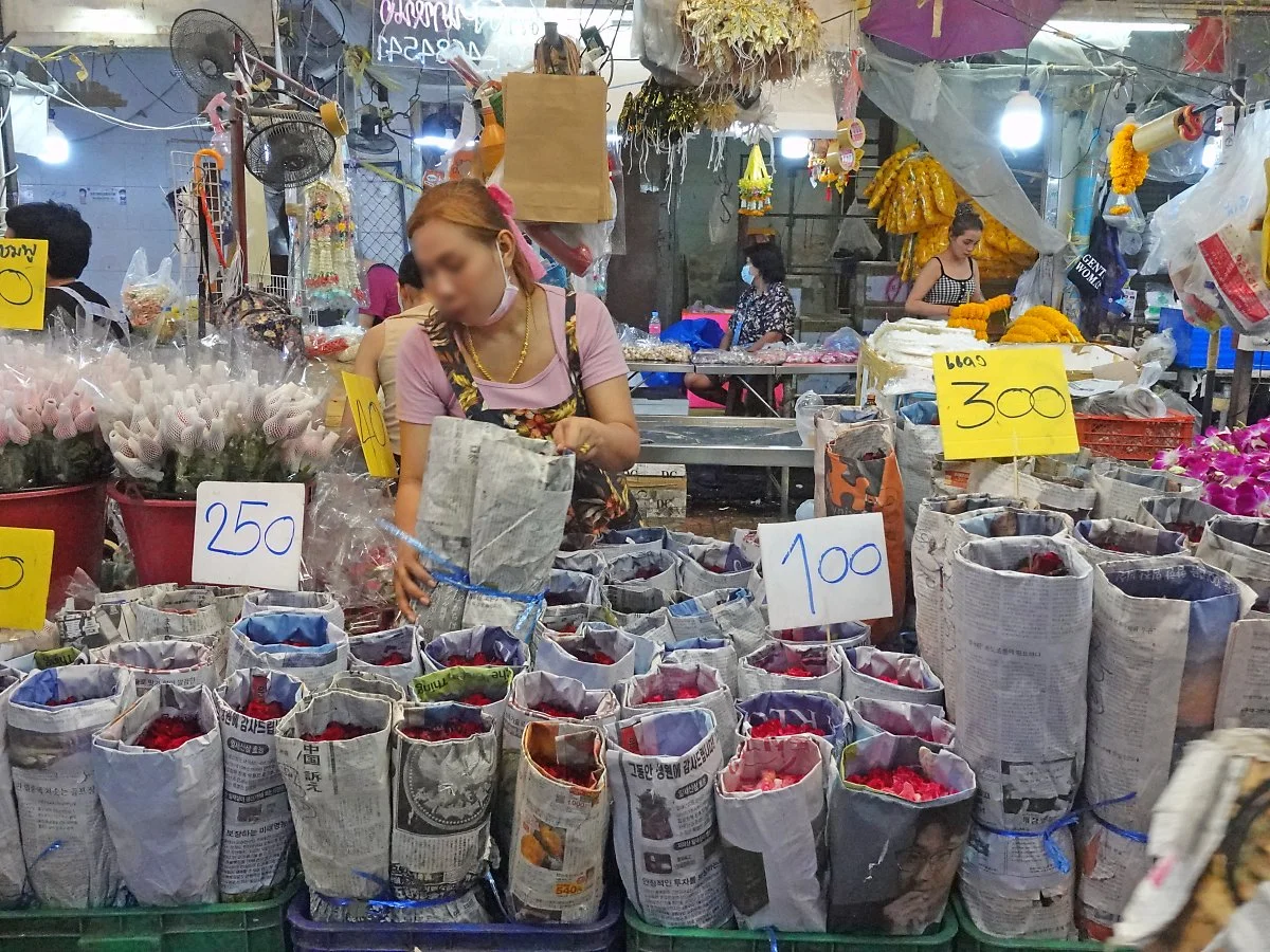 1-1._%ED%8C%8D%ED%81%B4%EB%A1%B1_%EA%BD%83%EC%8B%9C%EC%9E%A5_2.jpg?type=w1200