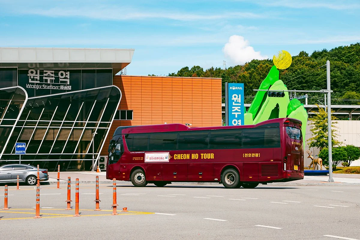 %EC%98%A4%ED%81%AC%EB%B0%B8%EB%A6%AC_%EB%A6%AC%EC%A1%B0%ED%8A%B8_1.jpg?type=w1200