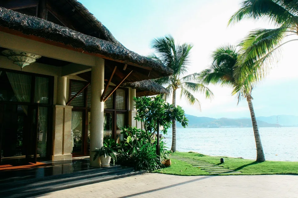 %EB%B9%88%ED%8E%84-4.jpg?type=w966