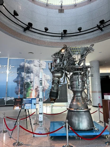 %EB%82%98%EB%A1%9C%EC%9A%B0%EC%A3%BC%EC%84%BC%ED%84%B0_%EC%9A%B0%EC%A3%BC%EA%B3%BC%ED%95%99%EA%B4%80_(2).jpg?type=w466