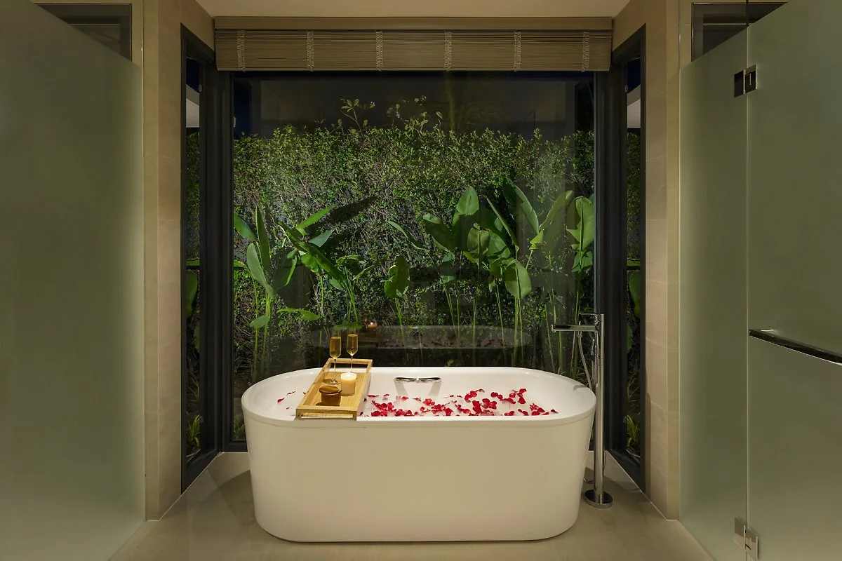 %EC%97%AC%ED%96%89%EC%97%90%EC%84%9C%EB%82%98_%EA%B0%80%EB%8A%A5%ED%95%9C_%ED%96%89%EB%B3%B5%ED%95%9C_%EB%B0%94%EC%8A%A4_%ED%83%80%EC%9E%84.jpg?type=w1200