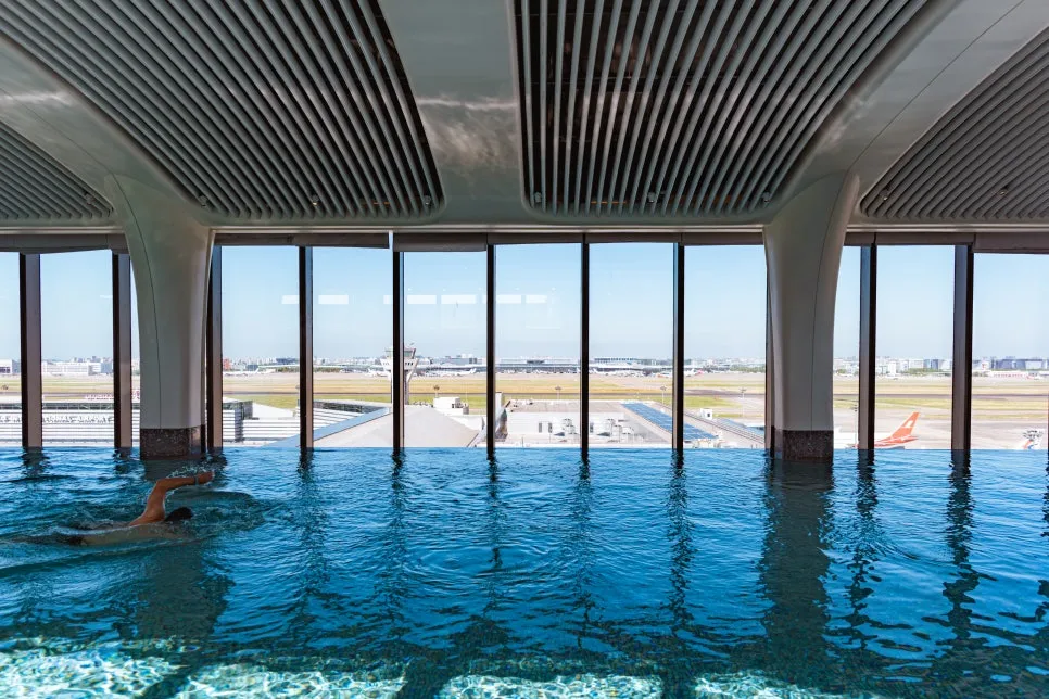 %EC%83%81%ED%95%98%EC%9D%B4-31-%ED%9E%90%ED%8A%BC_%EC%83%81%ED%95%98%EC%9D%B4_%ED%99%8D%EC%B0%A8%EC%98%A4_%EA%B5%AD%EC%A0%9C%EA%B3%B5%ED%95%AD(%EC%88%98%EC%98%81%EC%9E%A5).jpg?type=w966