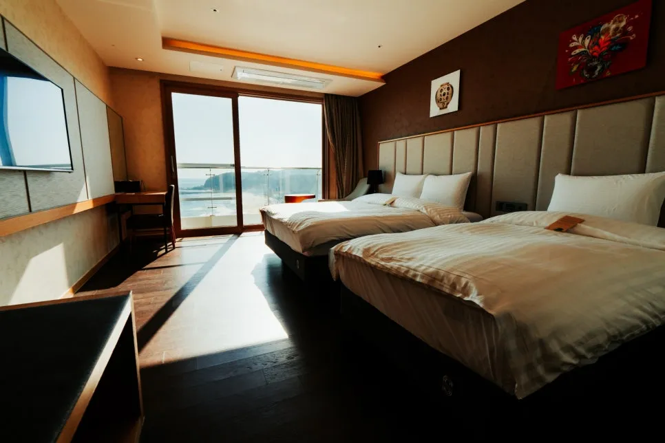 %EA%B0%9D%EC%8B%A4_(2).jpg?type=w966