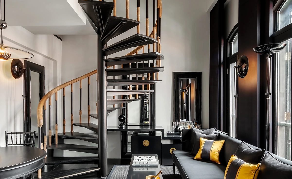 2._Duxton_Reserve_Singapore%2C_Autograph_Collection_Duplex_Suite_Room.png?type=w1200