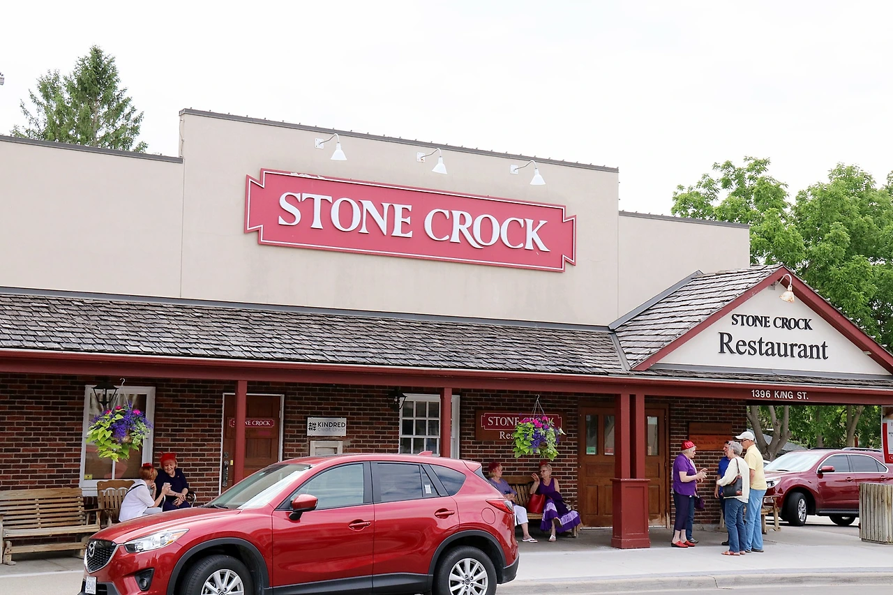 9. Stone Crock restaurant 2.JPG