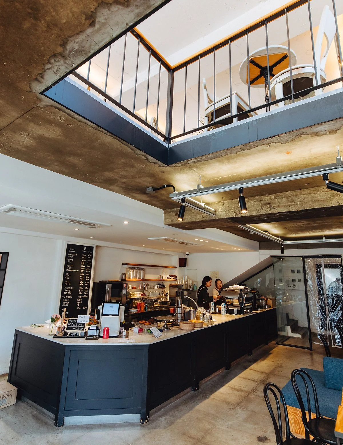 d_%EB%9D%BC%EB%A5%B4%EA%B3%A0_%EC%BB%A4%ED%94%BC_1.jpg?type=w1200