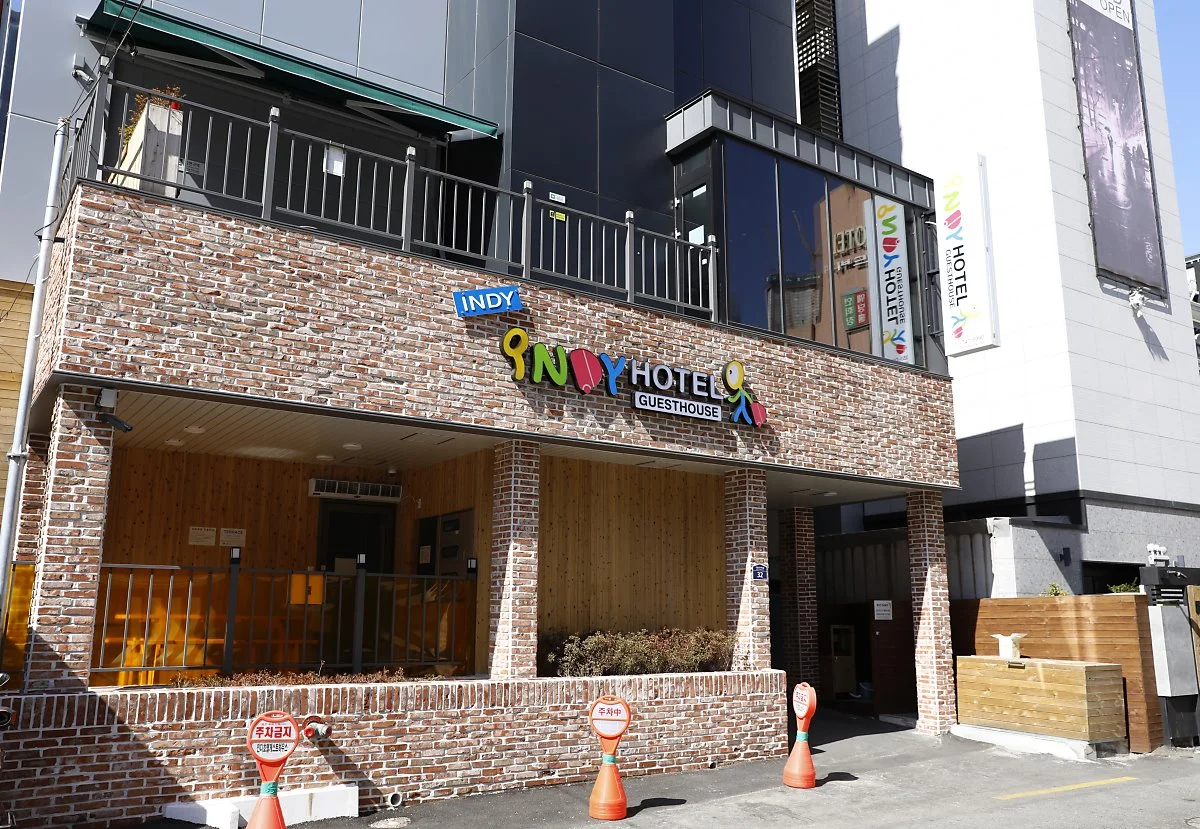 %EC%9D%B8%EB%94%94%ED%98%B8%ED%85%94%EA%B2%8C%EC%8A%A4%ED%8A%B8%ED%95%98%EC%9A%B0%EC%8A%A4%281%29.jpg?type=w1200