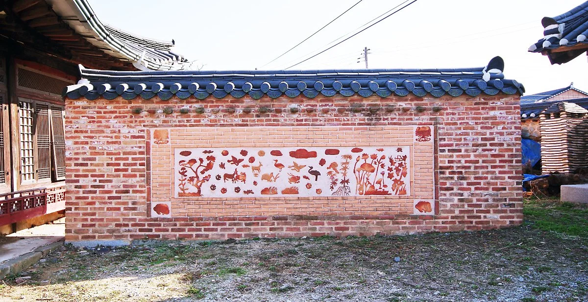 %EC%9D%B5%EC%82%B0_%ED%95%A8%EB%9D%BC%EB%A7%88%EC%9D%84_%EC%98%9B_%ED%95%9C%EC%98%A5%EC%A7%91%EC%97%90_%EC%9E%88%EB%8A%94_%EB%8B%B4%EC%9E%A5.JPG?type=w1200