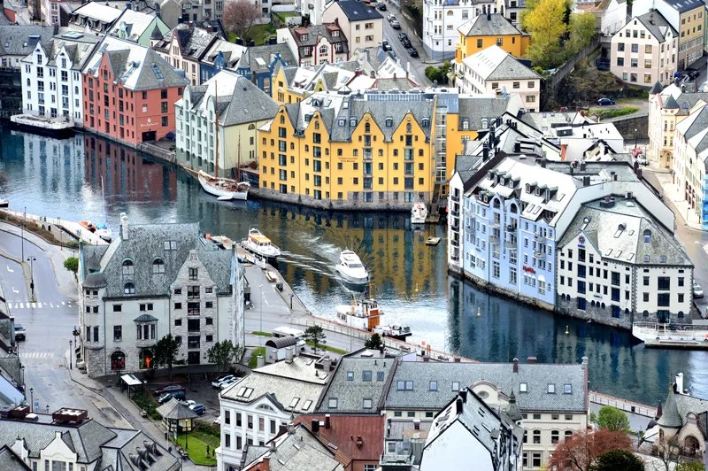 21601_8934_4042.jpg?type=w1200