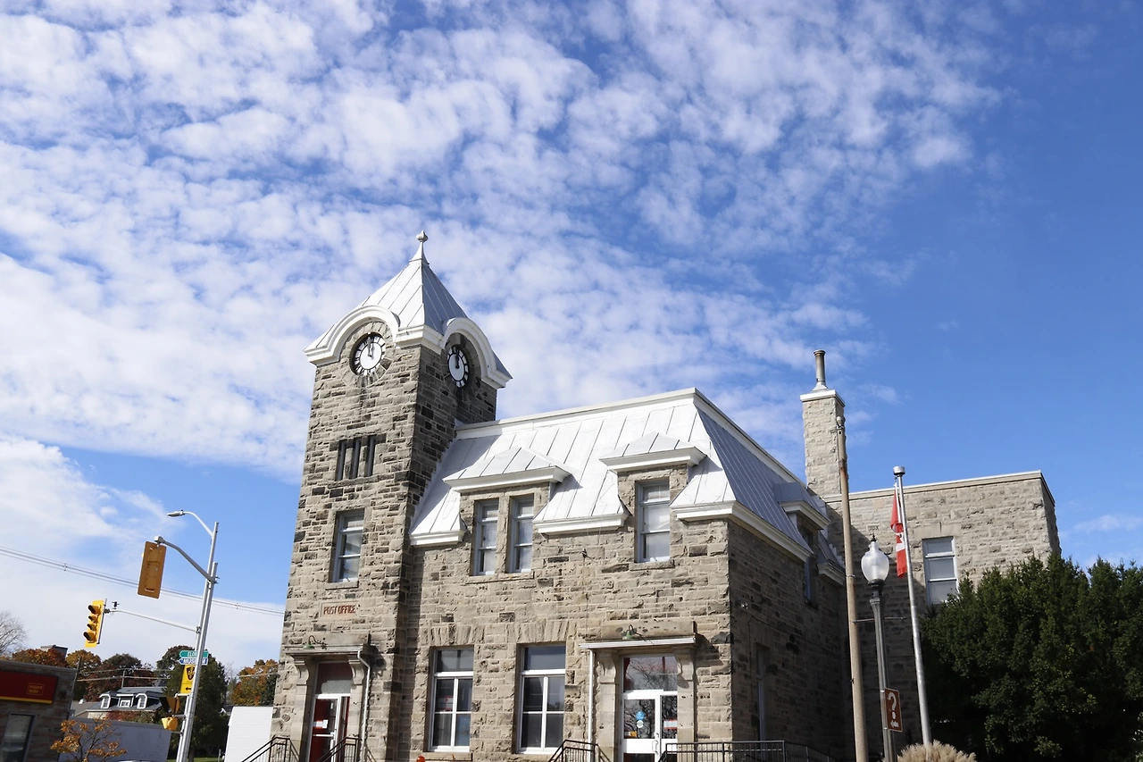 18.Fergus Post Office.JPG