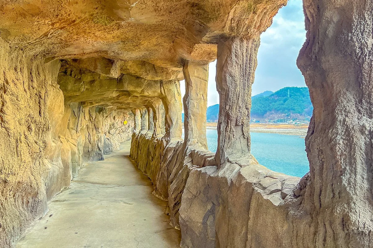 %EC%9A%B8%EC%A7%84_%EC%84%B1%EB%A5%98%EA%B5%B4_002.jpg?type=w1200