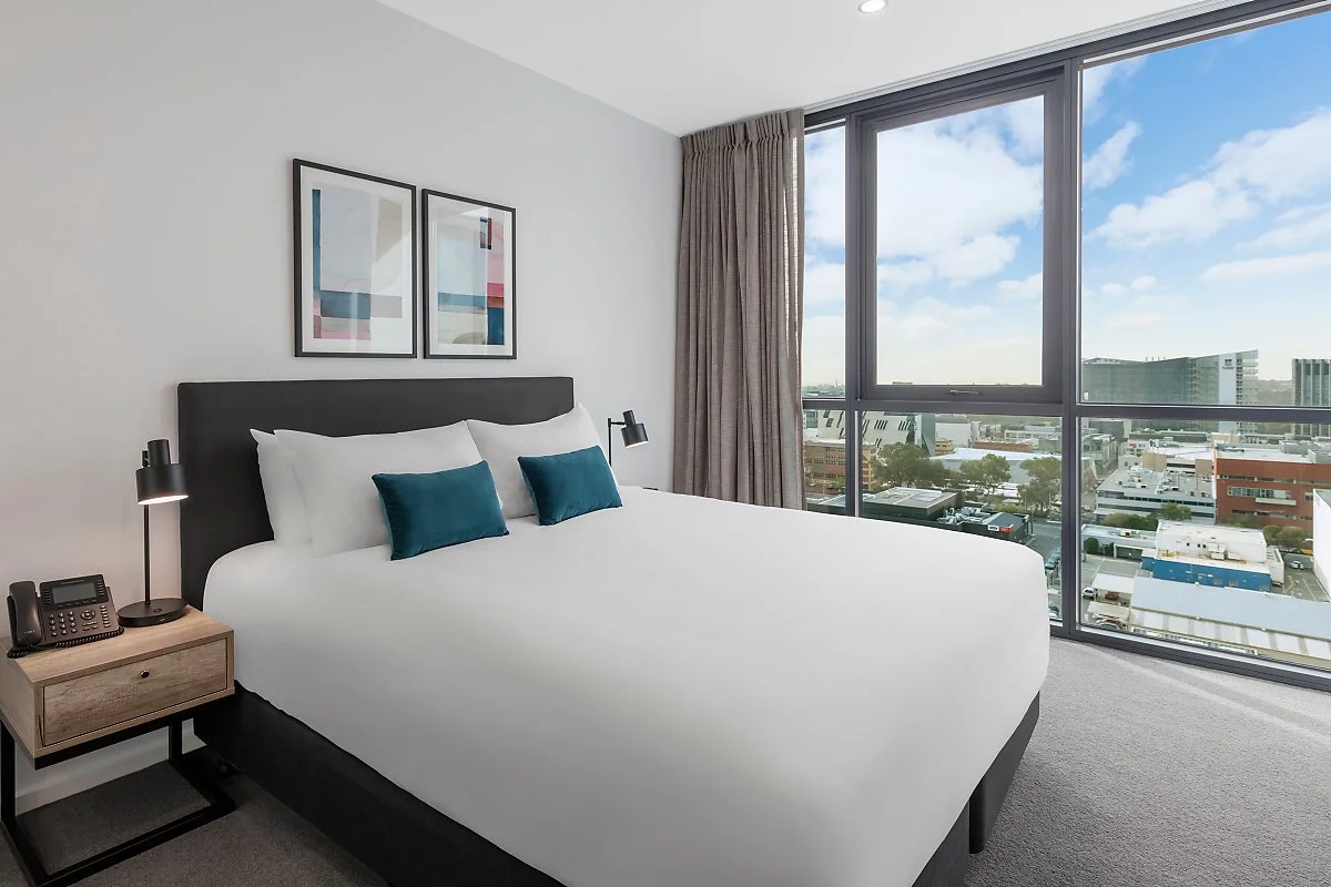 Avani_Adelaide_Residences-One_Bedroom_Superior_Suite-Bedroom_HR.jpg?type=w1200