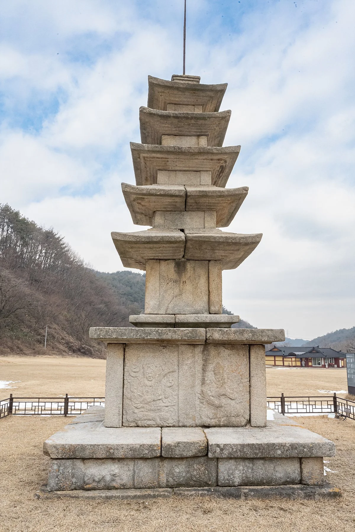 %EB%B3%B4%EC%9B%90%EC%82%AC%EC%A7%80_%EC%98%A4%EC%B8%B5%EC%84%9D%ED%83%91%28%EB%B3%B4%EB%AC%BC_104%ED%98%B8%29_%282%29.jpg?type=w1200