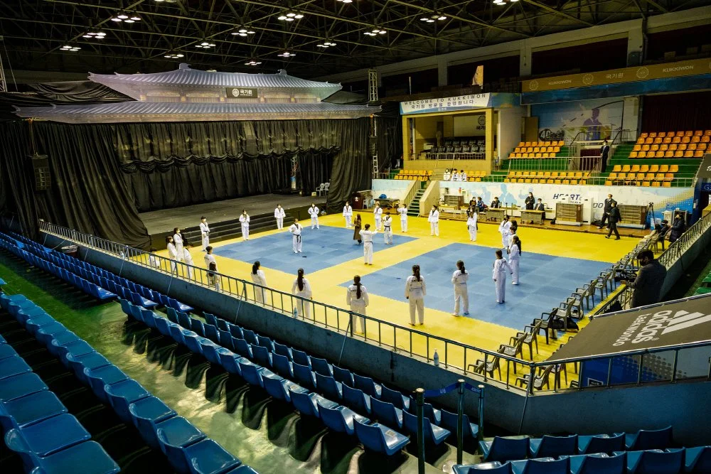 %EA%B0%95%EB%82%A8_%EB%AA%85%EC%86%8C_%EA%B5%AD%EA%B8%B0%EC%9B%90_%284%29.jpg?type=w1200