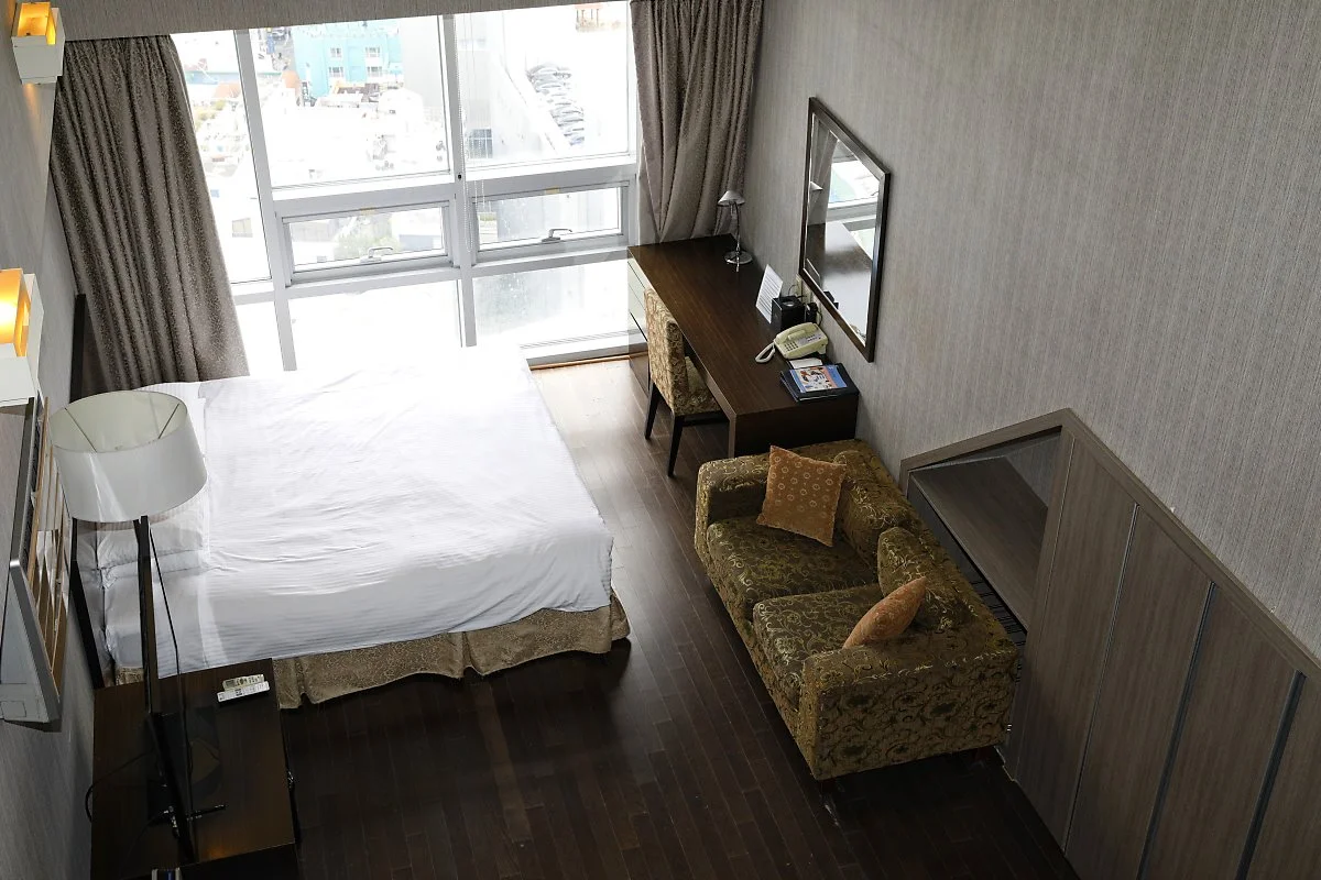 %EC%BD%94%EC%98%A4%EB%A1%B1%EC%94%A8%ED%81%B4%EB%9D%BC%EC%9A%B0%EB%93%9C%ED%98%B8%ED%85%94%2811%29.jpg?type=w1200