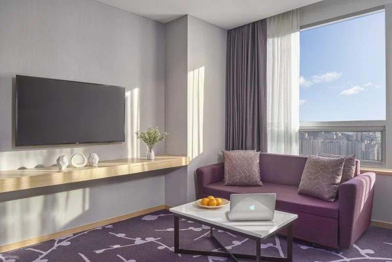 %ED%81%AC%EA%B8%B0%EB%B3%80%ED%99%98%EC%95%84%EB%B0%94%EB%8B%88_%EC%84%BC%ED%8A%B8%EB%9F%B4_%EB%B6%80%EC%82%B0_%ED%98%B8%ED%85%94_%EC%95%84%EB%B0%94%EB%8B%88_%ED%94%84%EB%A6%AC%EB%AF%B8%EC%96%B4_%EB%A3%B8_%EA%B1%B0%EC%8B%A4.jpg?type=w1200