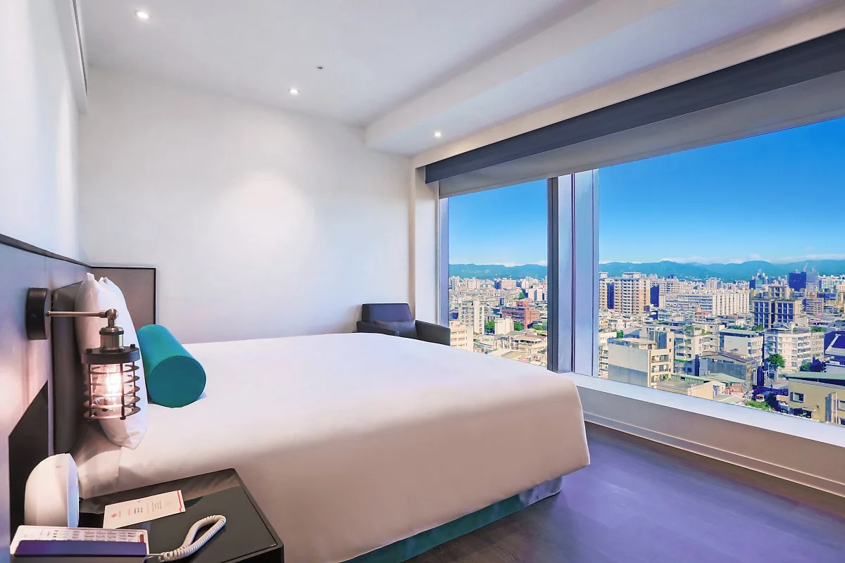 %EB%94%9C%EB%9F%AD%EC%8A%A4%EB%A3%B8.jpg?type=w1200