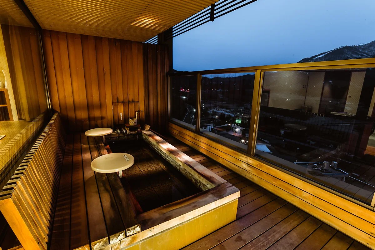 %EB%82%98%EB%A3%A8%EC%BD%94_%EC%98%A8%EC%B2%9C_.jpg?type=w1200