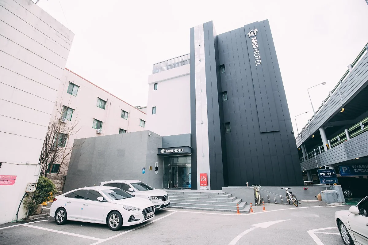 %EA%B2%BD%EC%A3%BC_%ED%98%B8%ED%85%94_141-1.jpg?type=w1200