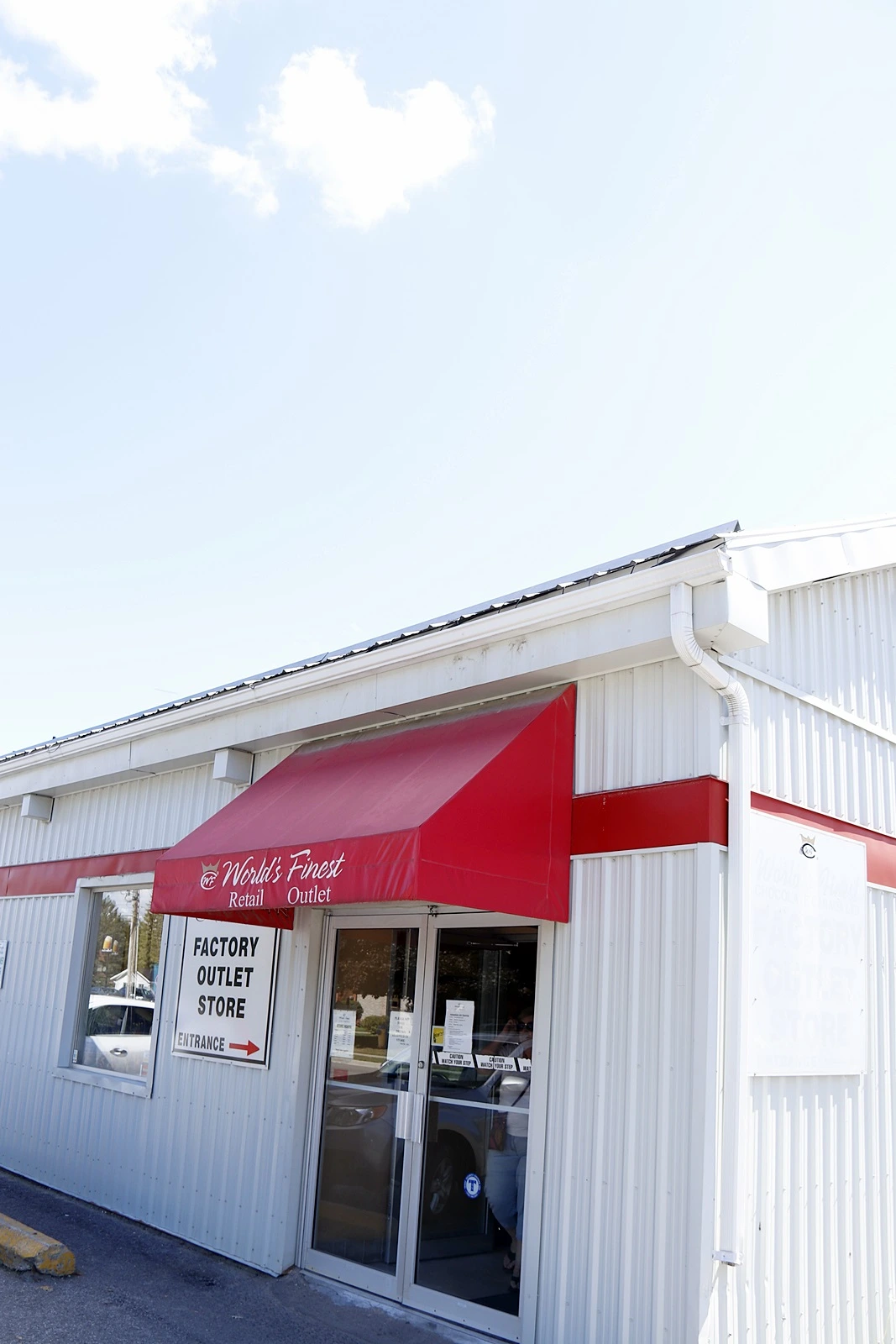 16.World's Finest Chocolate Factory outlet-1.JPG