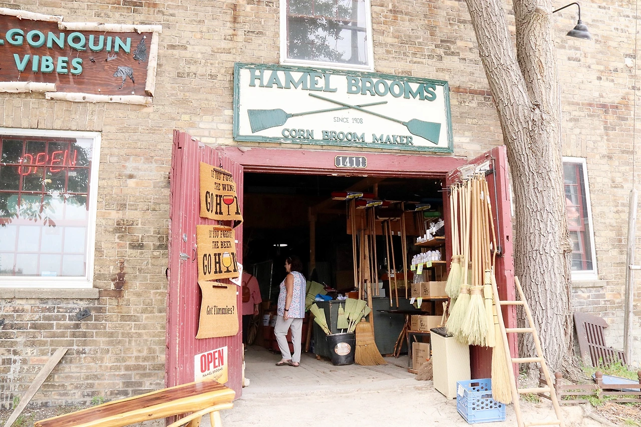 24. Hamel Brooms 1.JPG