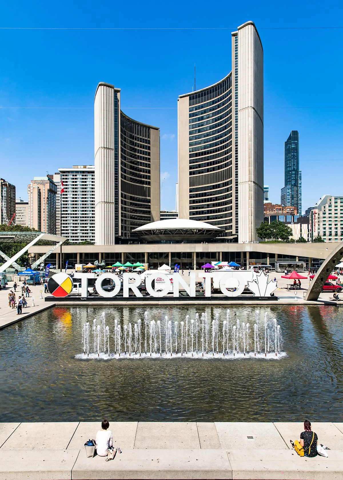 %ED%86%A0%EB%A1%A0%ED%86%A0_Toronto_City_Hall.jpg?type=w1200