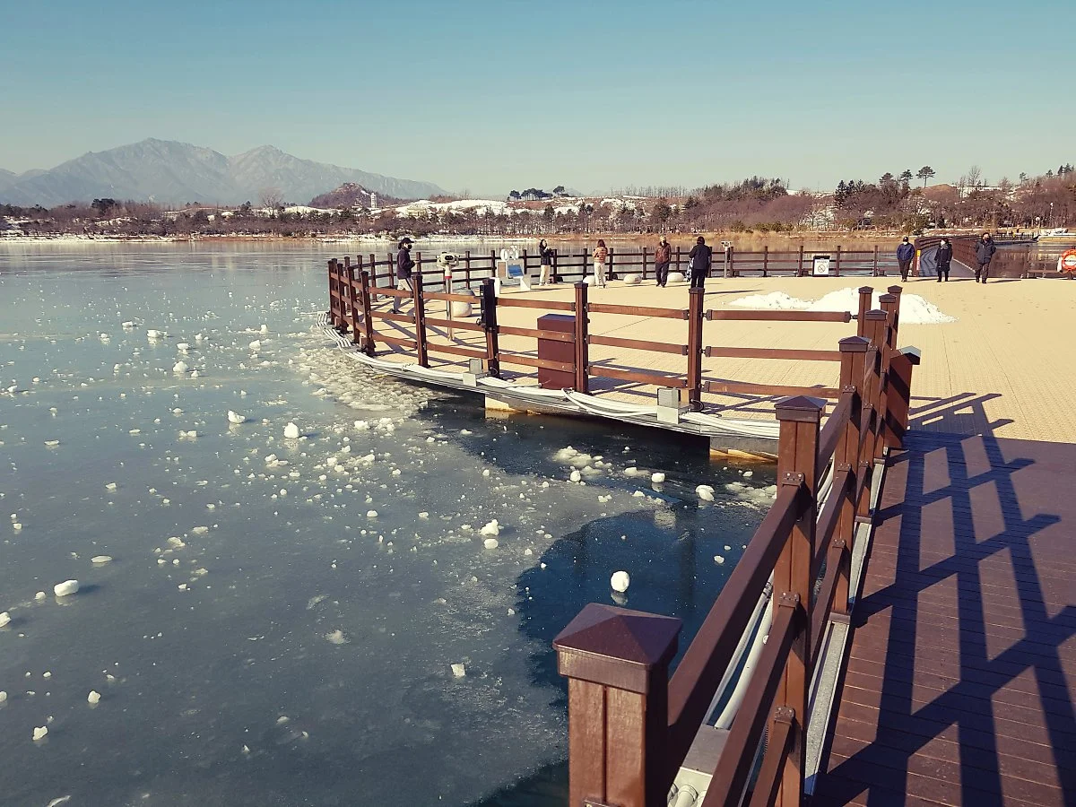 %EC%98%81%EB%9E%91%ED%98%B8%EC%88%98%EC%9C%97%EA%B8%B8_%282%29.jpg?type=w1200