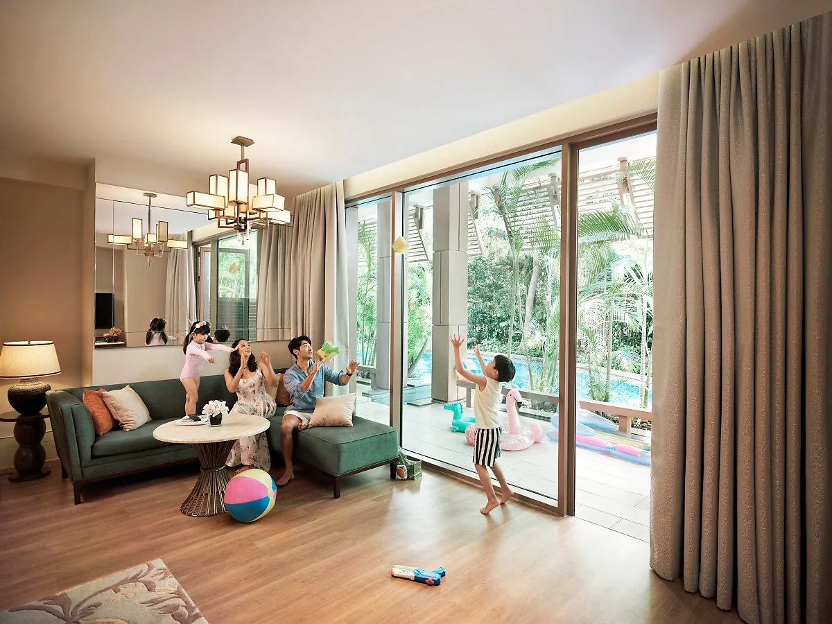 RWS_WestHotel_EquariusRoom_YoungFamilyPoolView_2403_LR.jpg?type=w1200