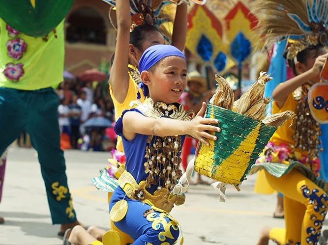 %ED%8C%8C%ED%9E%88%EC%95%BC%EC%8A%A4_%ED%8E%98%EC%8A%A4%ED%8B%B0%EB%B2%8C_%E2%92%B8%ED%95%84%EB%A6%AC%ED%95%80%EA%B4%80%EA%B4%91%EB%B6%80.jpg?type=w1200