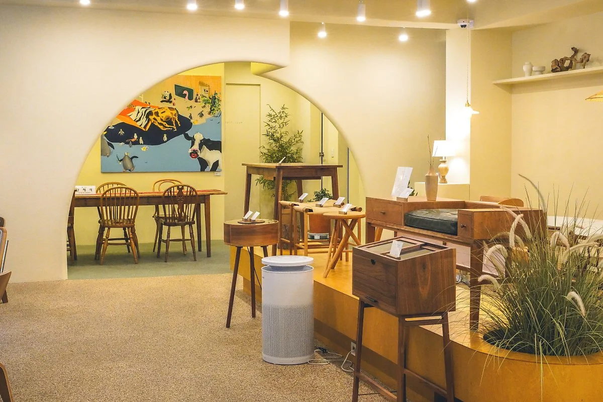 %EC%B9%B4%ED%8E%98_%EC%82%AC%EC%9D%B4%EB%A1%9C_%281%29.jpg?type=w1200