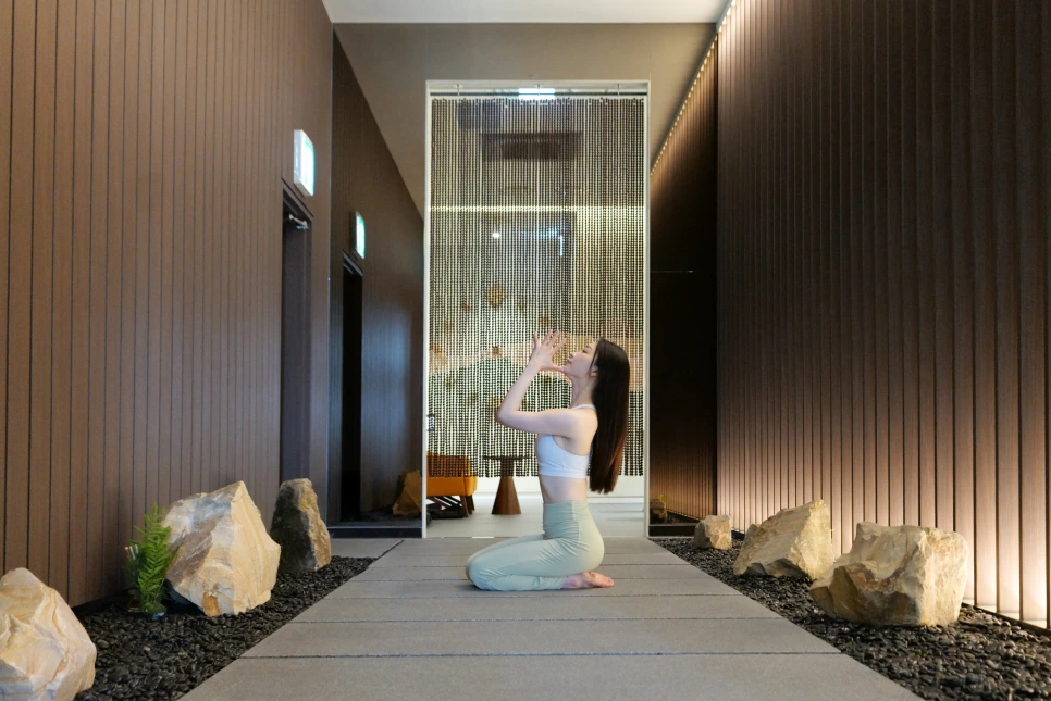 %EB%B0%B8%EB%9F%B0%EC%8A%A4%EC%A1%B4_%EC%9E%85%EA%B5%AC3.png?type=w966