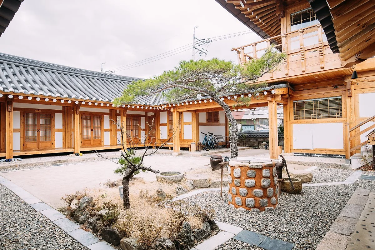 %EA%B2%BD%EC%A3%BC_%EC%86%8C%EC%84%A4%EC%95%A0-13.jpg?type=w1200