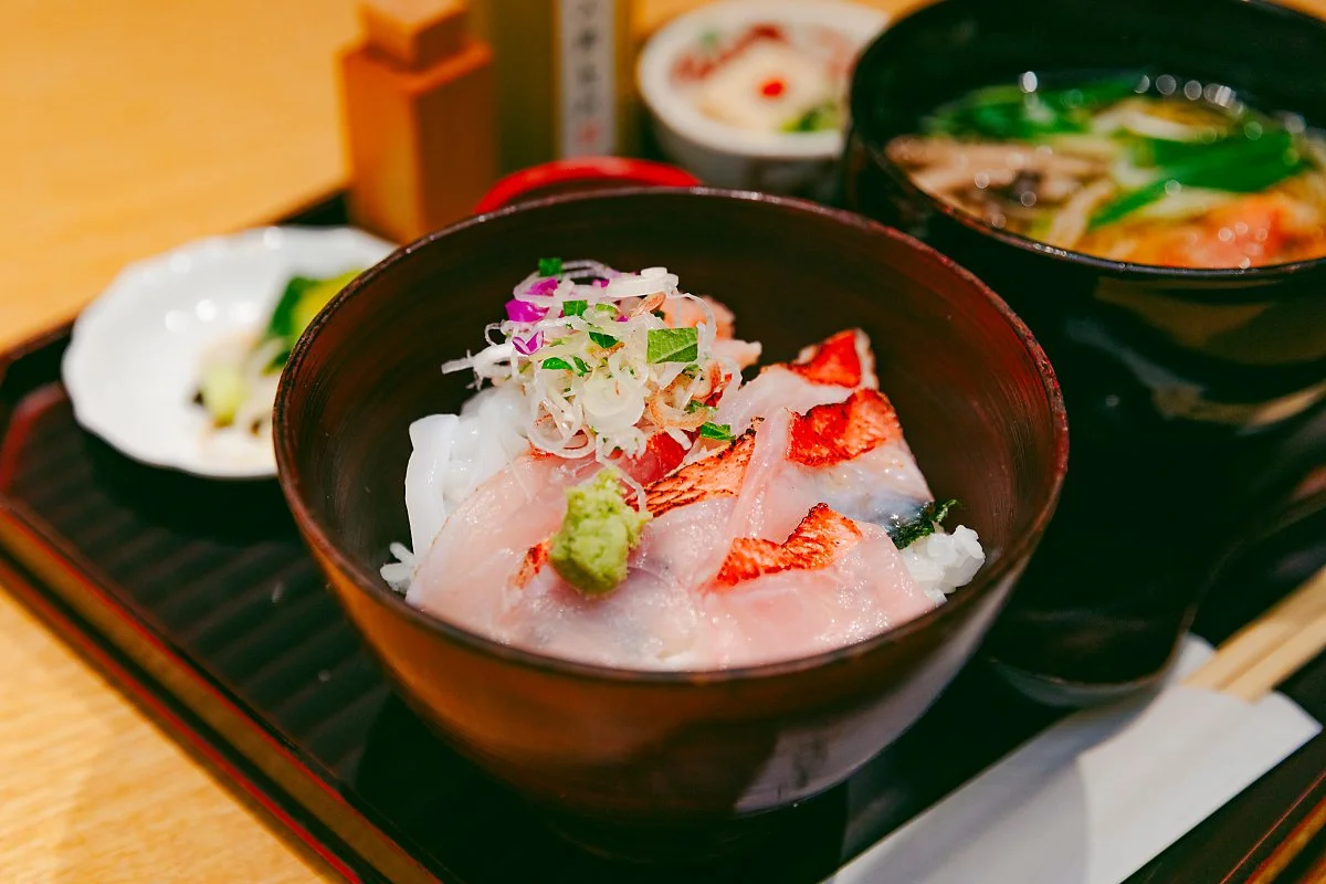 %EA%B5%90%ED%86%A0_%E4%B8%BC%E3%81%A8%E9%BA%BA%E3%81%AE%E5%BA%97_%E3%81%AF%E3%81%97%E3%81%9F%E3%81%A6_1.jpg?type=w1200