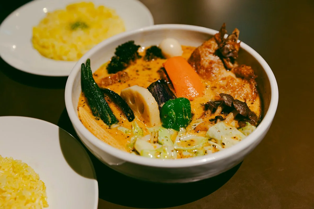 %EC%82%BF%ED%8F%AC%EB%A1%9C_SOUP_CURRY_KING_central_1.jpg?type=w1200