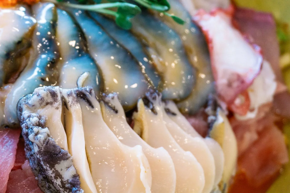 9_%EB%B0%94%EB%9D%BC%EB%A7%8C_%EB%B4%90%EB%8F%84_%EC%98%A4%EB%8F%85%ED%95%9C_%EC%8B%9D%EA%B0%90%EC%9D%B4_%EB%8A%90%EA%BB%B4%EC%A7%80%EB%8A%94_%EC%A0%84%EB%B3%B5%EA%B3%BC_%ED%95%B4%EC%82%BC.jpg?type=w1200