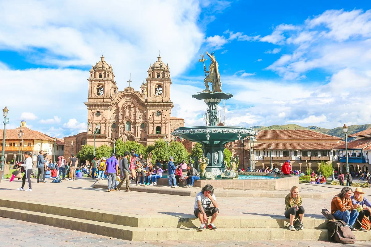 %EC%95%84%EB%A5%B4%EB%A7%88%EC%8A%A4%EA%B4%91%EC%9E%A5.jpg?type=w1200