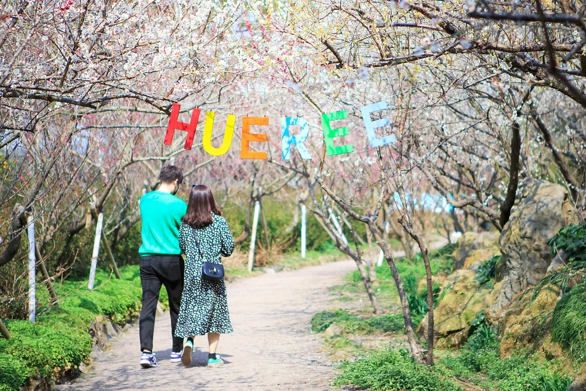 5_%ED%9C%B4%EC%95%A0%EB%A6%AC_%EA%B0%80%EB%9E%9C%EB%8D%94%EA%B0%80_%EA%B1%B8%EB%A0%A4_%EC%9E%88%EB%8A%94_%EB%A7%A4%ED%99%94_%EA%BD%83_%ED%84%B0%EB%84%90.JPG?type=w1200