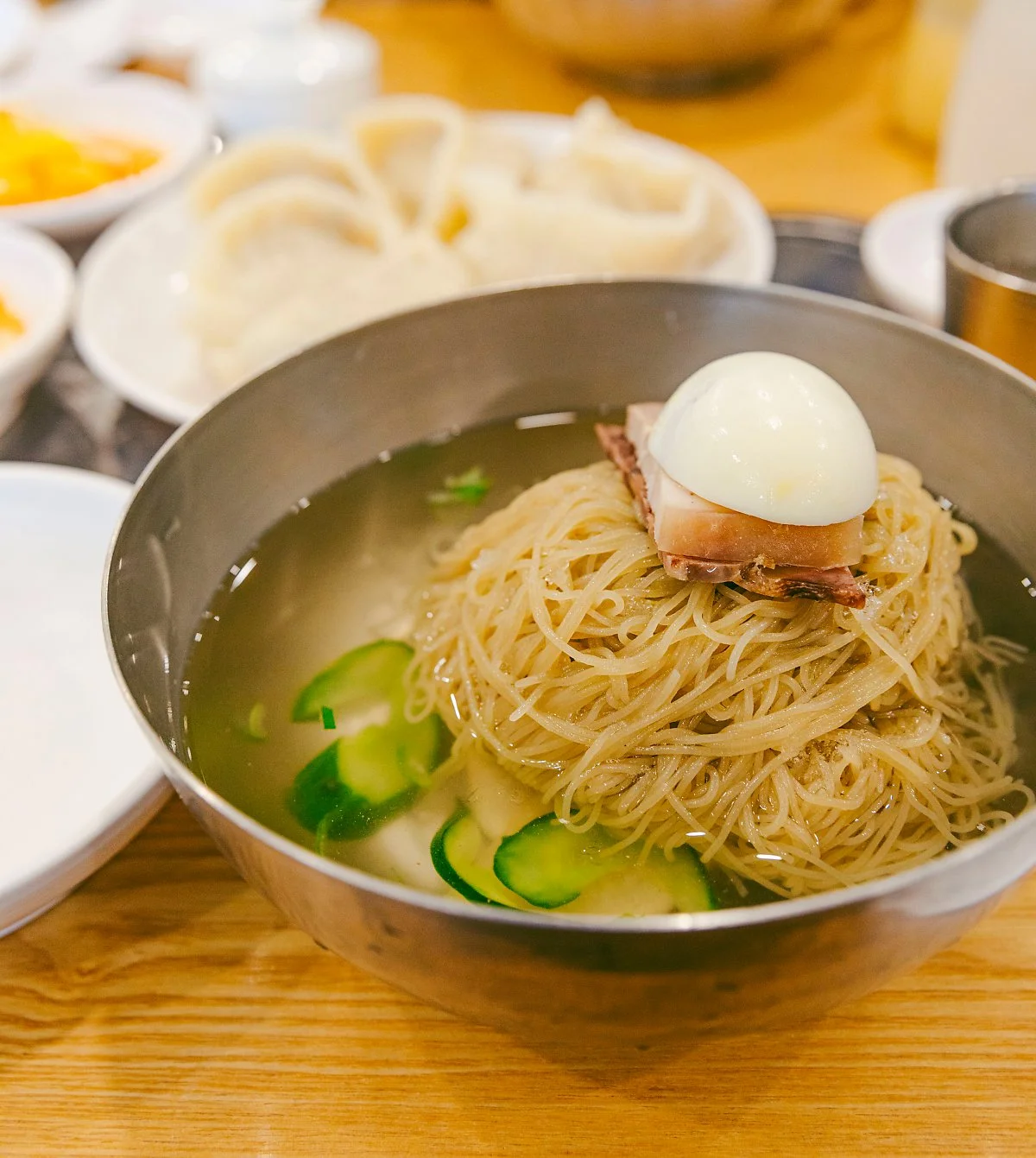 d_%ED%8F%89%EC%96%91%EB%A9%B4%EC%98%A5_%EC%8B%A0%EC%84%B8%EA%B3%84%EB%B0%B1%ED%99%94%EC%A0%90_%EA%B0%95%EB%82%A8%EC%A0%90.jpg?type=w1200