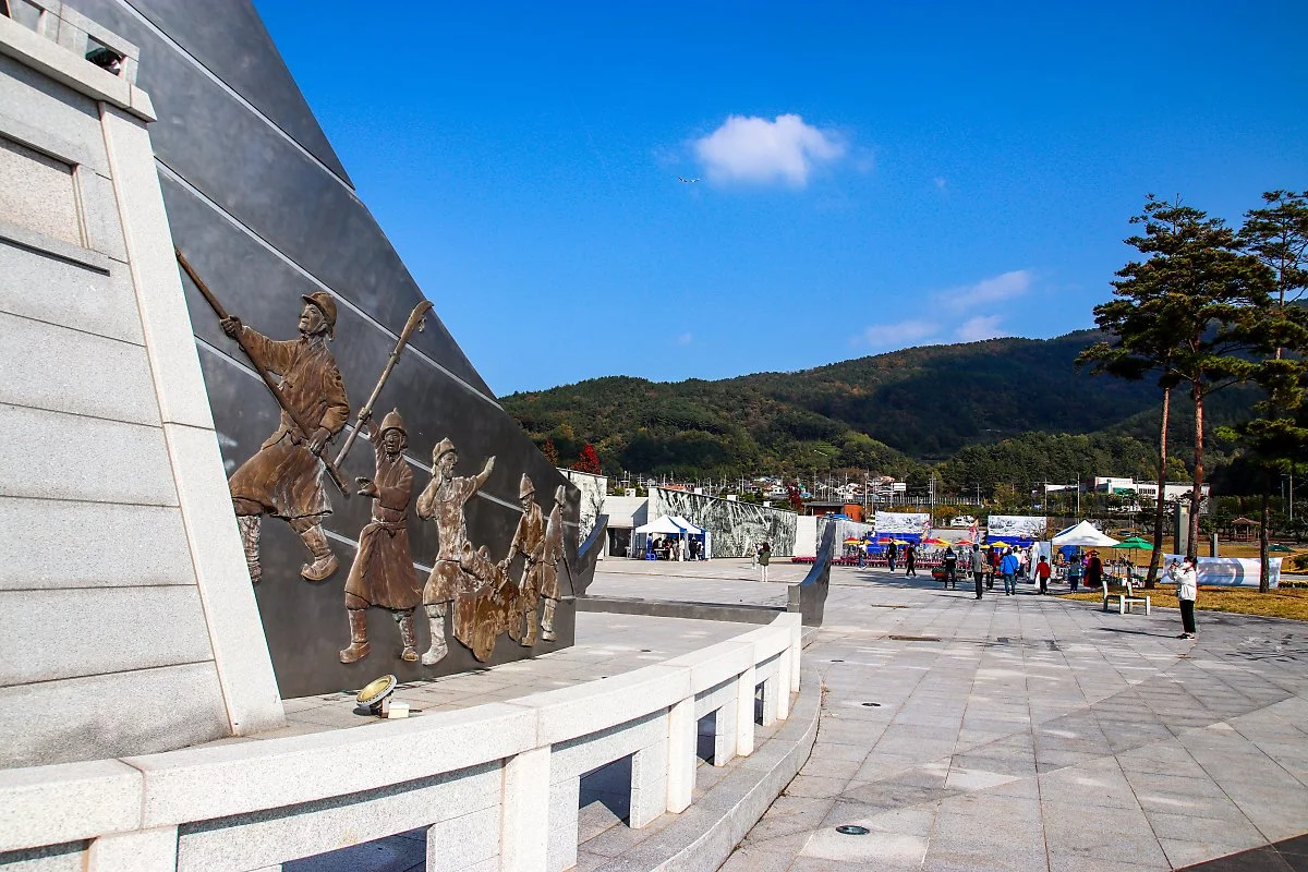 %EC%9D%B4%EC%88%9C%EC%8B%A0%EC%88%9C%EA%B5%AD%EA%B3%B5%EC%9B%90_%ED%98%B8%EA%B5%AD%EA%B4%91%EC%9E%A5_%EC%9D%B4%EC%88%9C%EC%8B%A0%EB%8F%99%EC%83%813.jpg?type=w1200