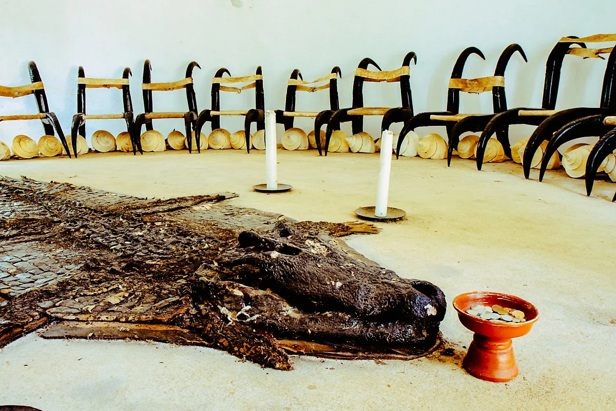 %EA%B2%80%EC%9D%80%EC%A7%91-6.jpg?type=w1200