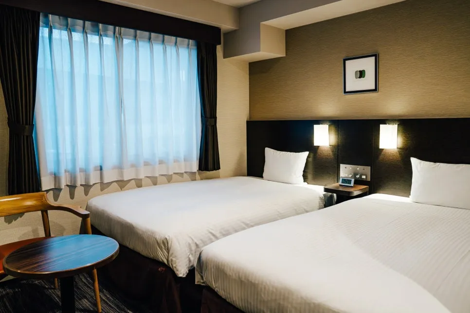 %EB%8B%A4%EC%BC%80%EC%98%A4_%EC%84%BC%ED%8A%B8%EB%9F%B4_%ED%98%B8%ED%85%94_(1).jpg?type=w966