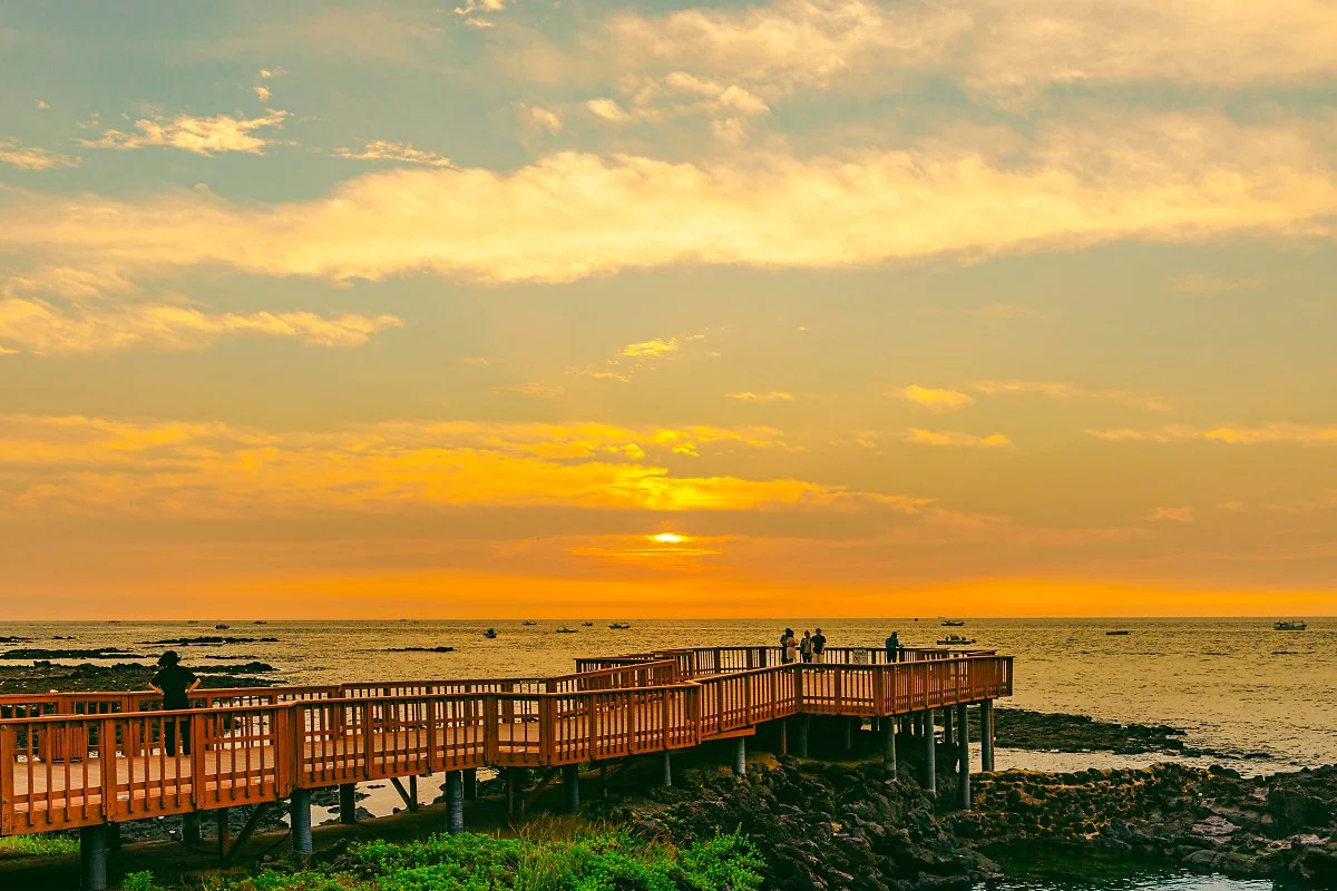 d_%EC%A0%9C%EC%A3%BC_%EC%9A%A9%EB%91%90%EC%95%94_%ED%95%B4%EB%B3%80%EB%8F%84%EB%A1%9C%EC%97%90%EC%84%9C_%EB%B3%B8_%EC%9D%BC%EB%AA%B0.jpg?type=w1200