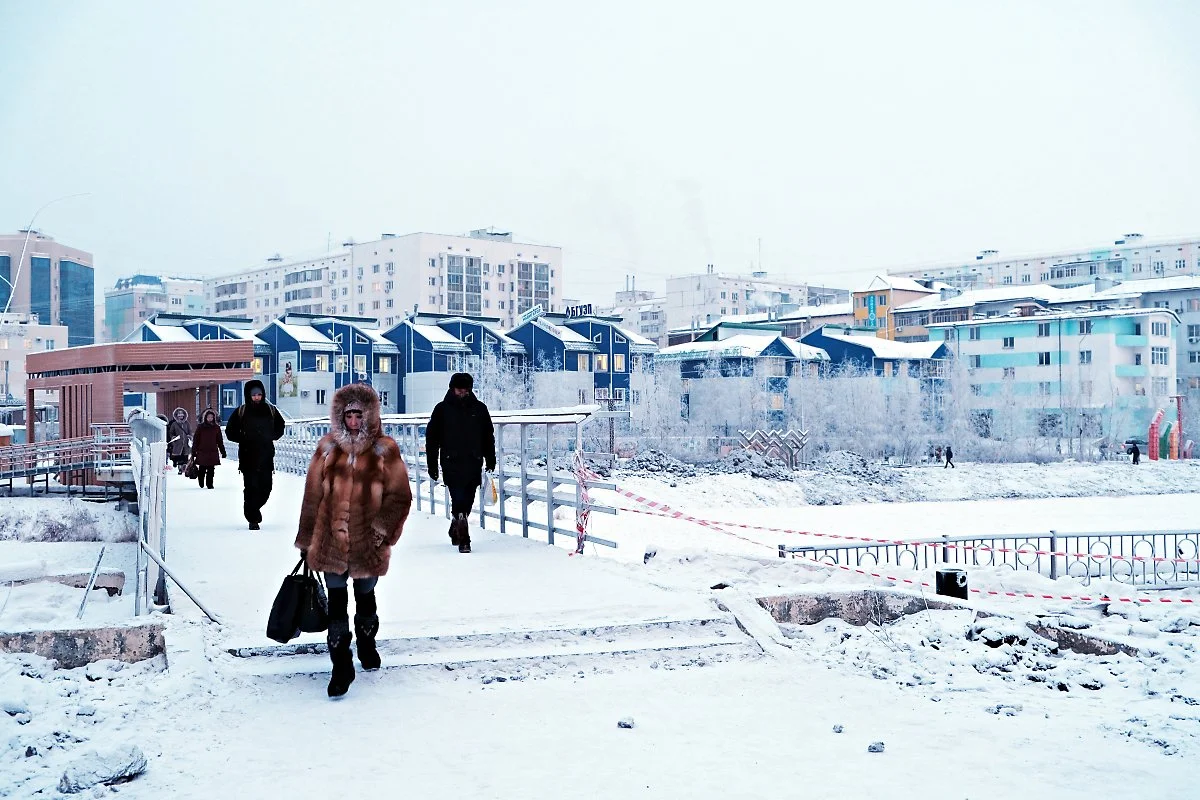 %EC%B6%94%EC%9C%84_%EC%86%8D%EC%97%90_%EC%82%AC%EB%8A%94_%EB%8F%84%EC%8B%9C_%EC%82%AC%EB%9E%8C%EB%93%A4_%282%29.JPG?type=w1200