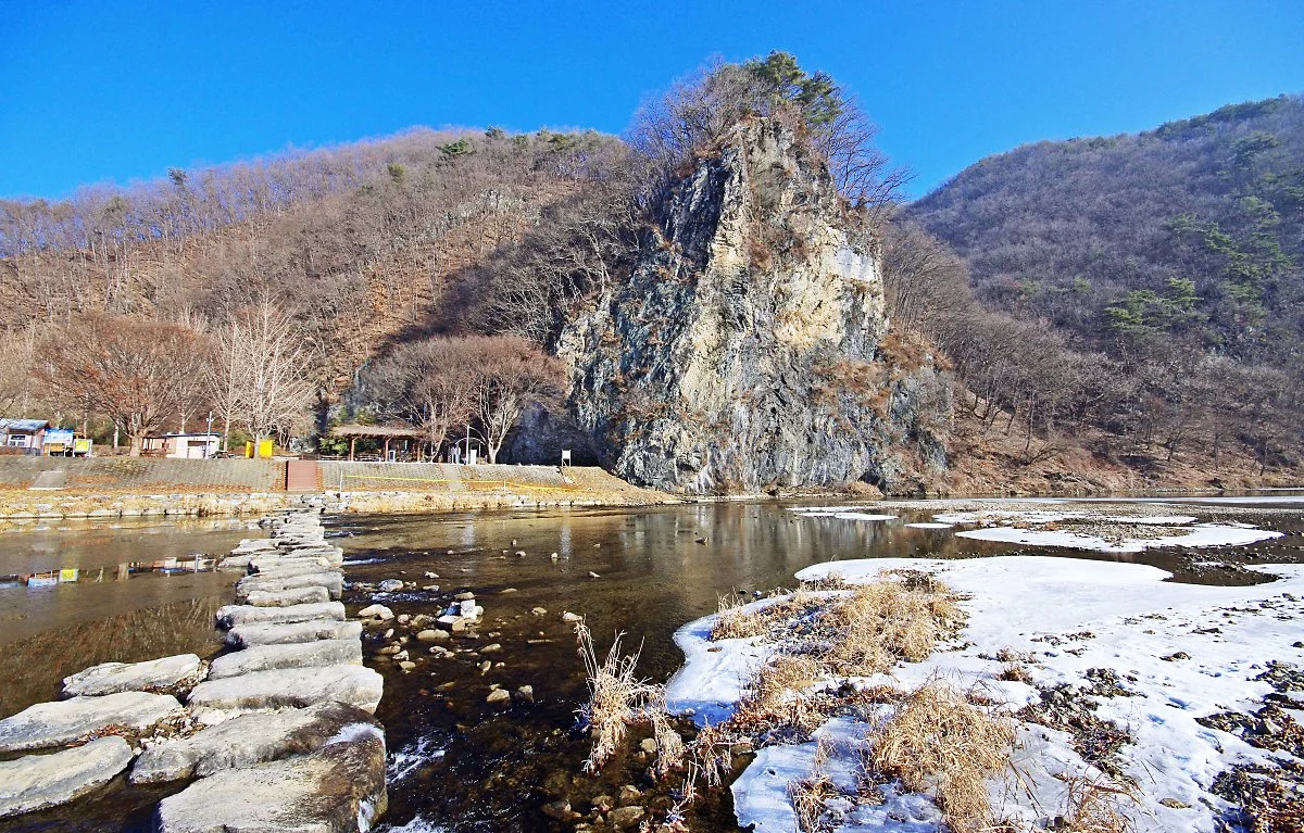 %EC%98%A5%ED%99%949%EA%B2%BD_%EC%A0%9C1%EA%B2%BD%EC%9D%B8_%EC%B2%AD%EC%84%9D%EA%B5%B4_%EC%A3%BC%EB%B3%80_%ED%92%8D%EA%B2%BD._%EB%AF%B8%EC%9B%90%EC%B2%9C%EA%B3%BC_%EC%B2%AD%EC%84%9D%EA%B5%B4%EC%8A%A4%EC%B9%B4%EC%9D%B4%EC%A0%84%EB%A7%9D%EB%8C%80%EA%B0%80.JPG?type=w1200