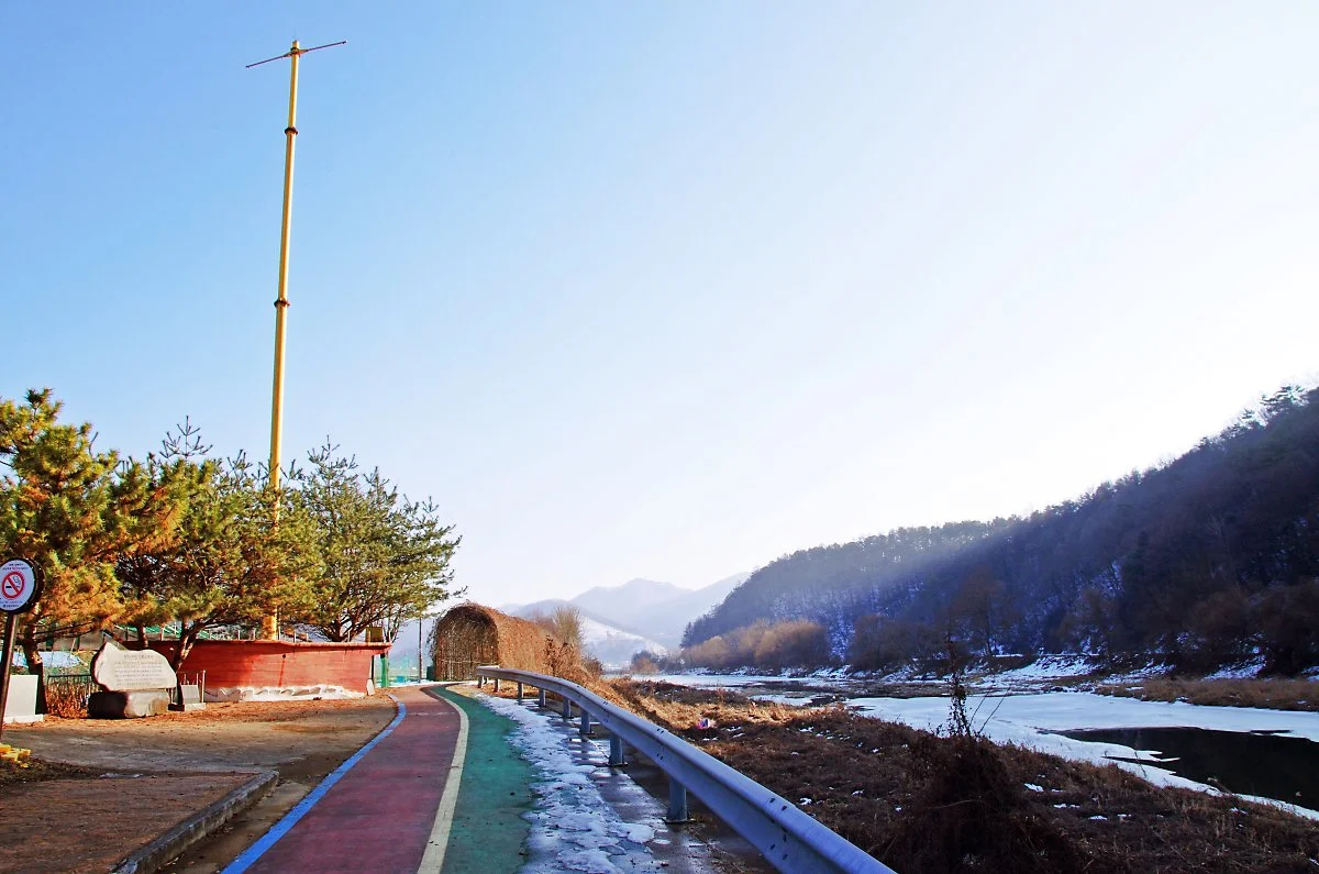 %EB%AF%B8%EC%9B%90%EC%B2%9C_%EC%8C%80%EC%95%88%28%EB%AF%B8%EC%9B%90%29_%EB%8F%9B%EB%8C%80_%EC%A1%B0%ED%98%95%EB%AC%BC._%EB%AF%B8%EC%9B%90%EB%A9%B4%EC%86%8C%EC%9E%AC%EC%A7%80_%EB%AF%B8%EC%9B%90%EC%B2%9C_%EB%91%94%EC%B9%98%EC%97%90_%EC%9E%88%EB%8B%A4..JPG?type=w1200