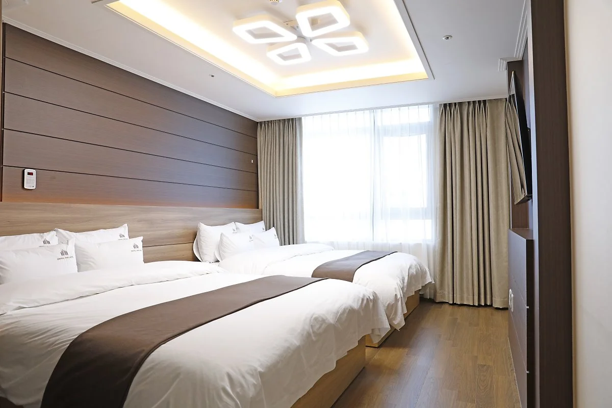 %EC%84%BC%ED%8A%B8%EB%9F%B4%ED%8C%8C%ED%81%AC%ED%98%B8%ED%85%94%286%29.jpg?type=w1200