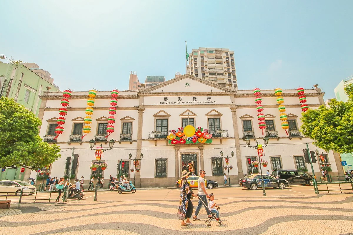 %EB%A7%88%EC%B9%B4%EC%98%A4__Leal_Senado_1.jpg?type=w1200