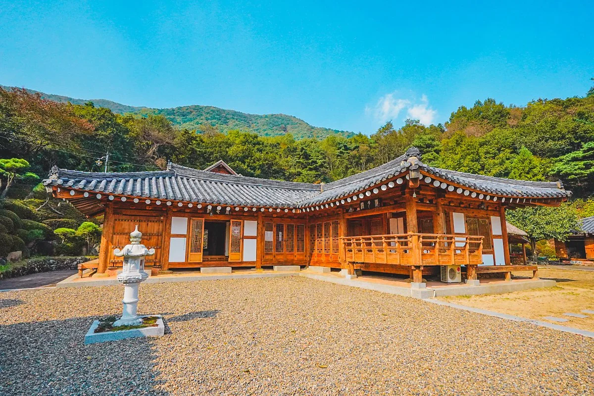 %EA%B0%84%EC%9B%94%EB%A3%A8_%288%29.jpg?type=w1200